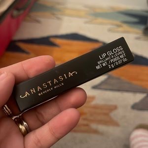 ABH Lip Gloss in Toffee